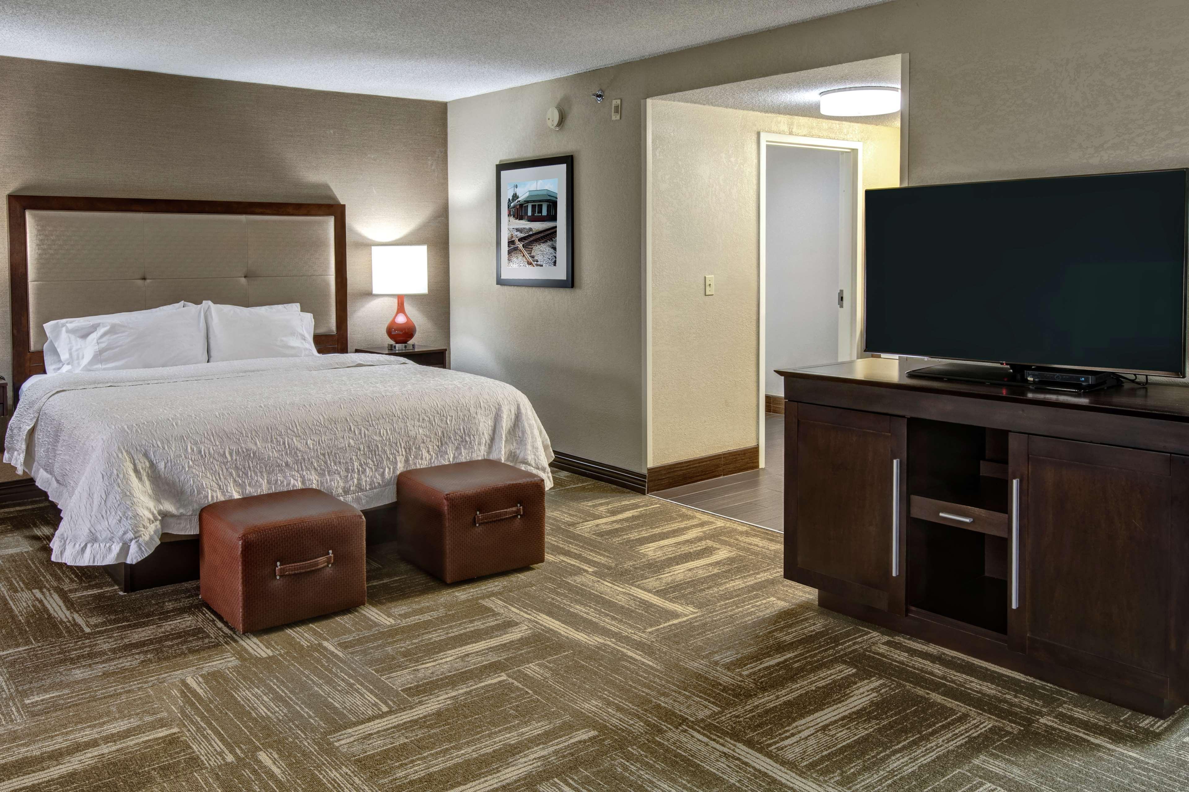 Hampton Inn Corinth Exteriör bild