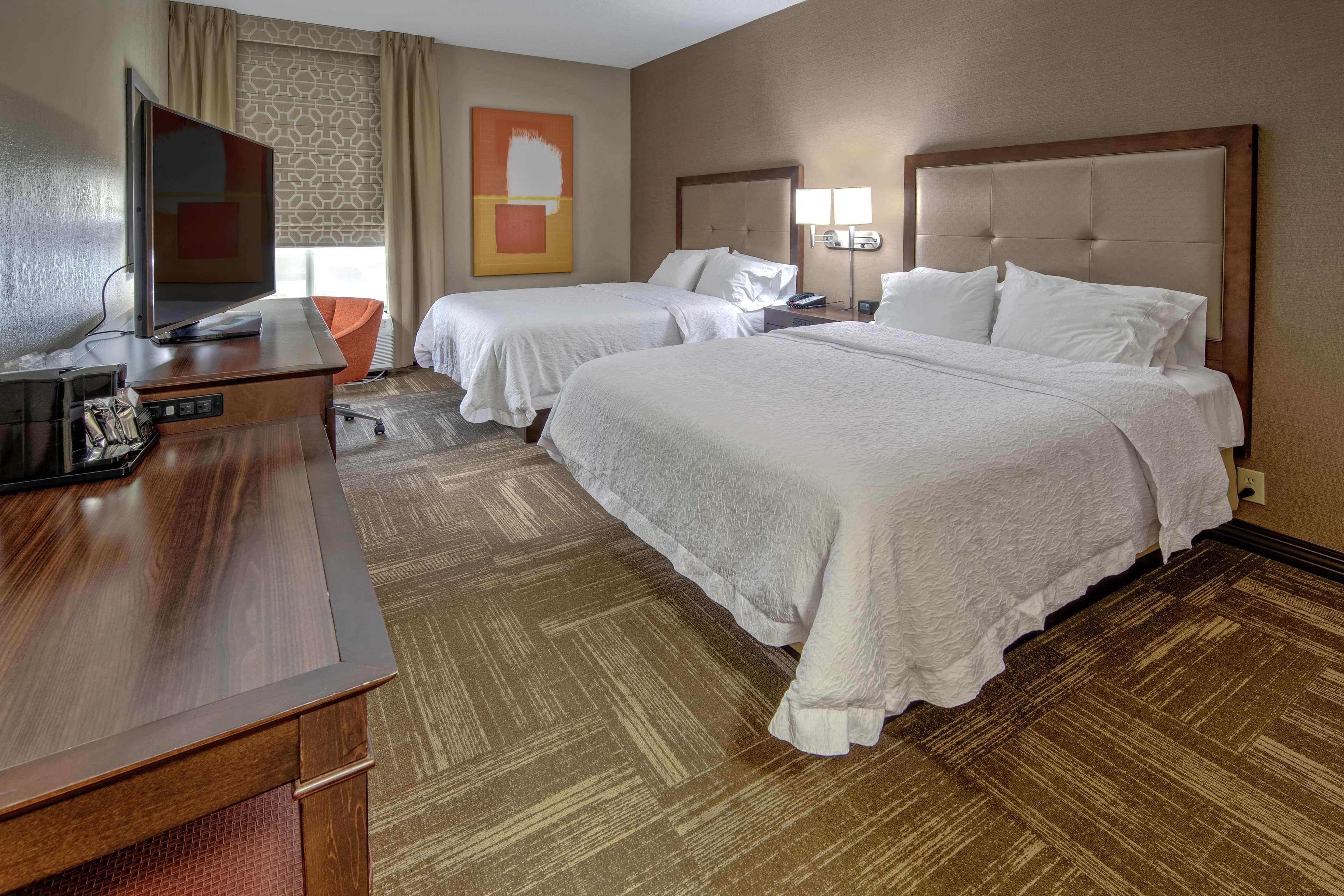 Hampton Inn Corinth Exteriör bild