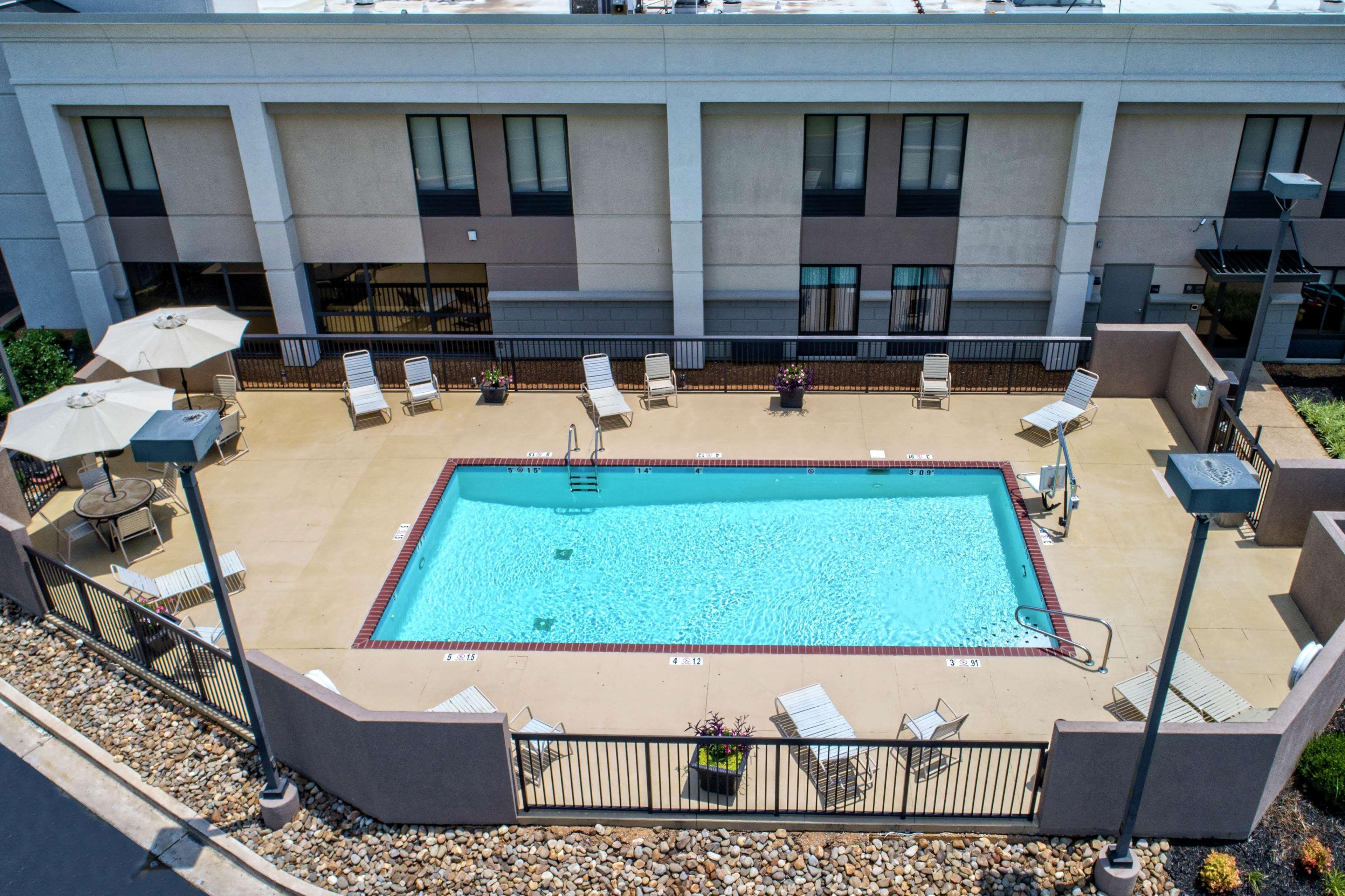 Hampton Inn Corinth Exteriör bild