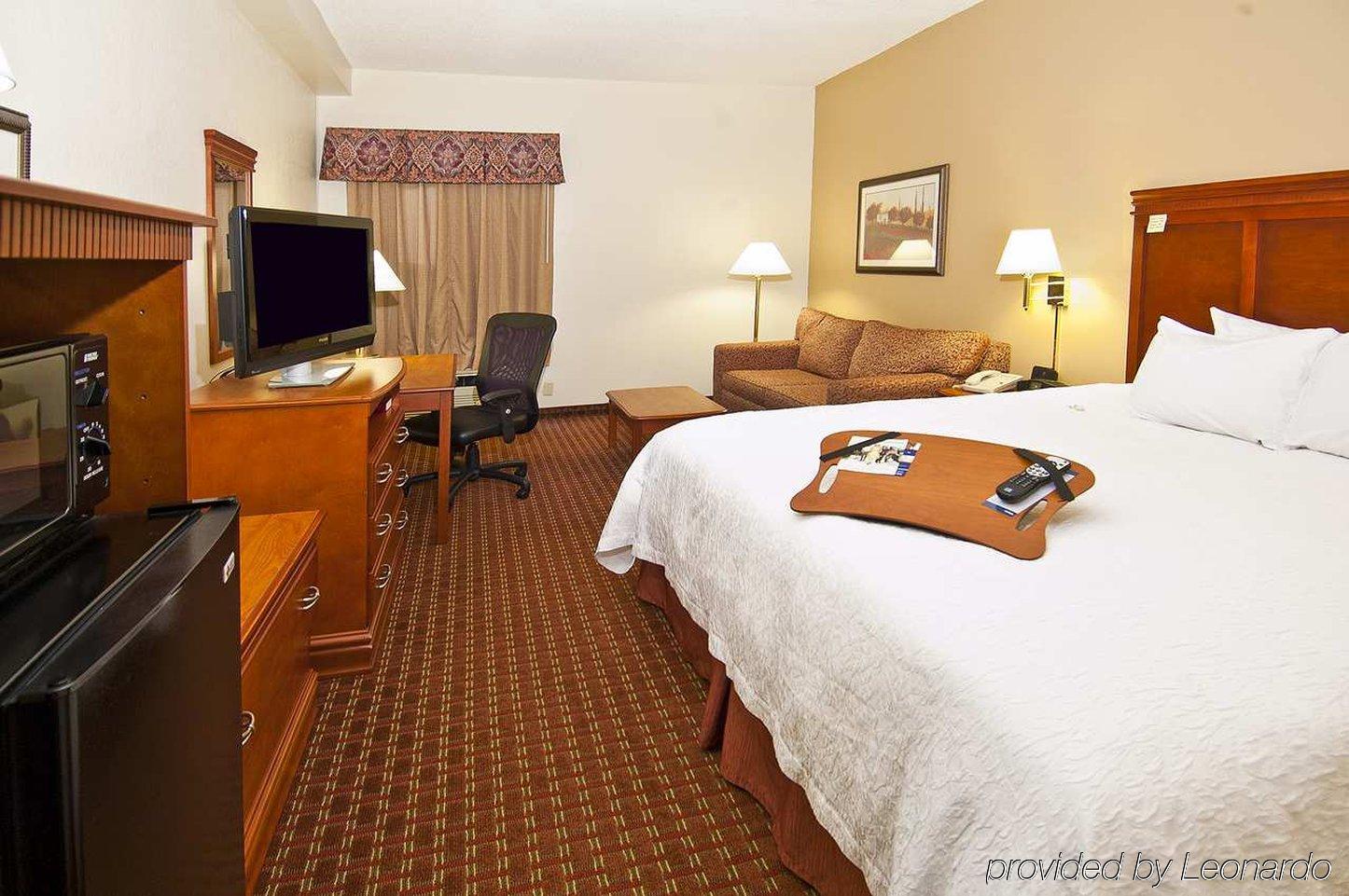 Hampton Inn Corinth Exteriör bild