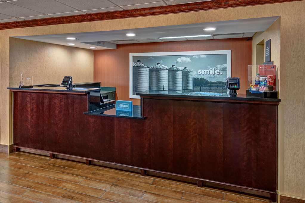 Hampton Inn Corinth Inreriör bild